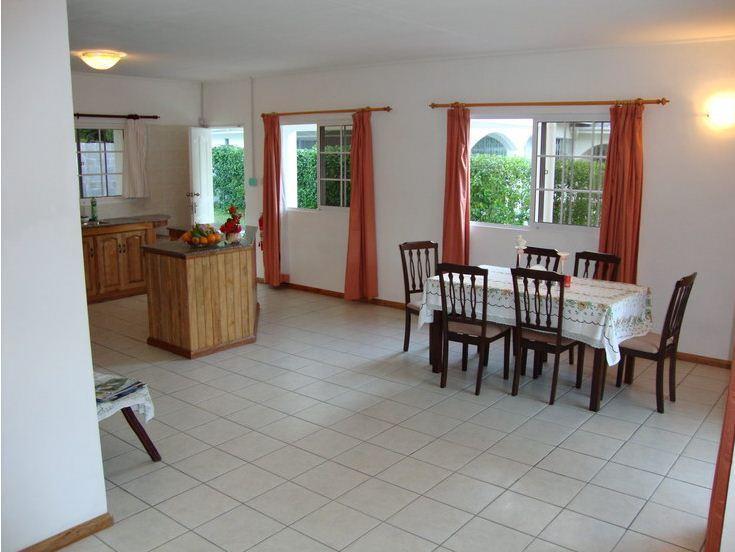 Rowsvilla Guest House Beau Vallon  Eksteriør billede